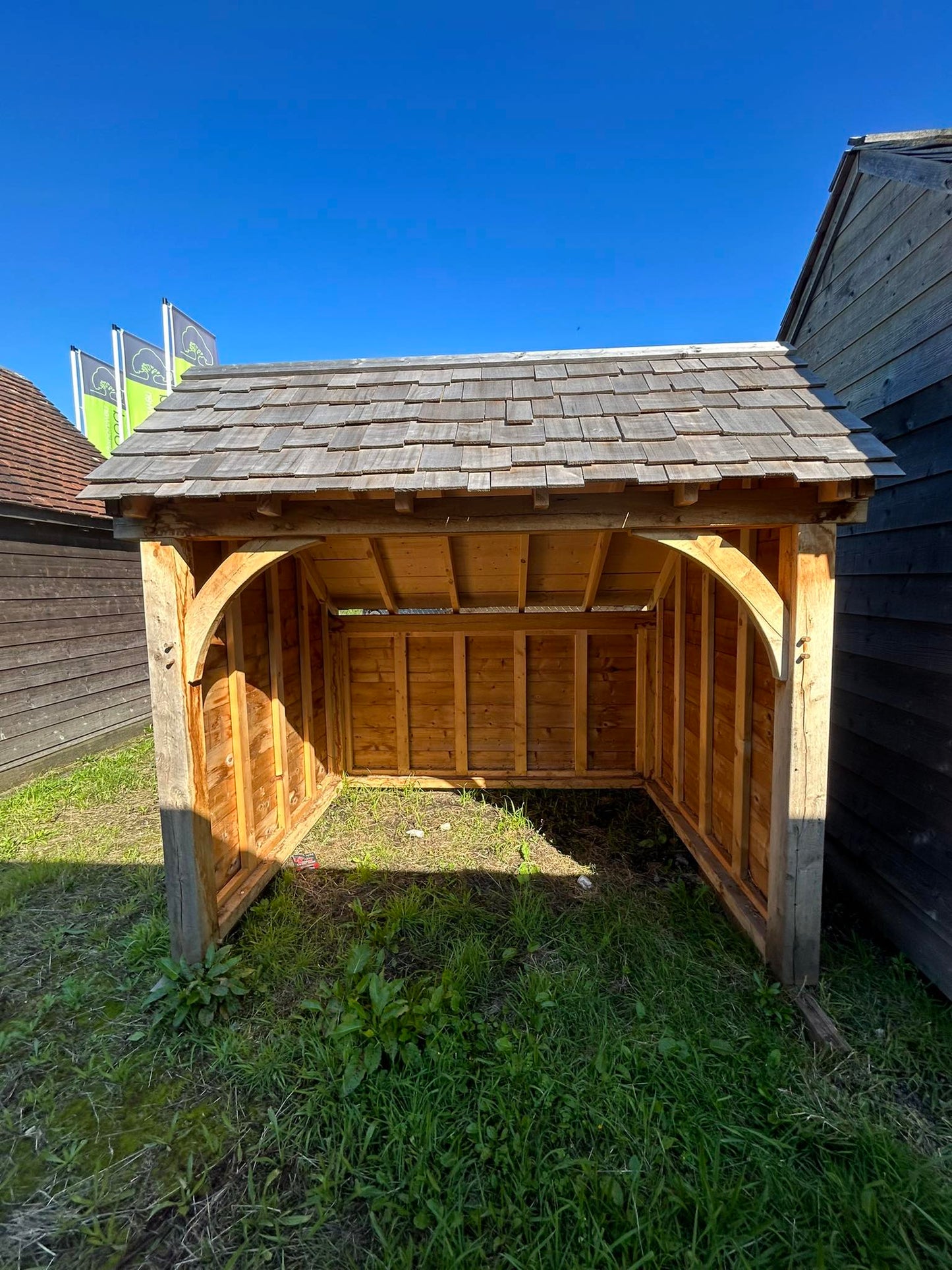 Abris en bois de chêne