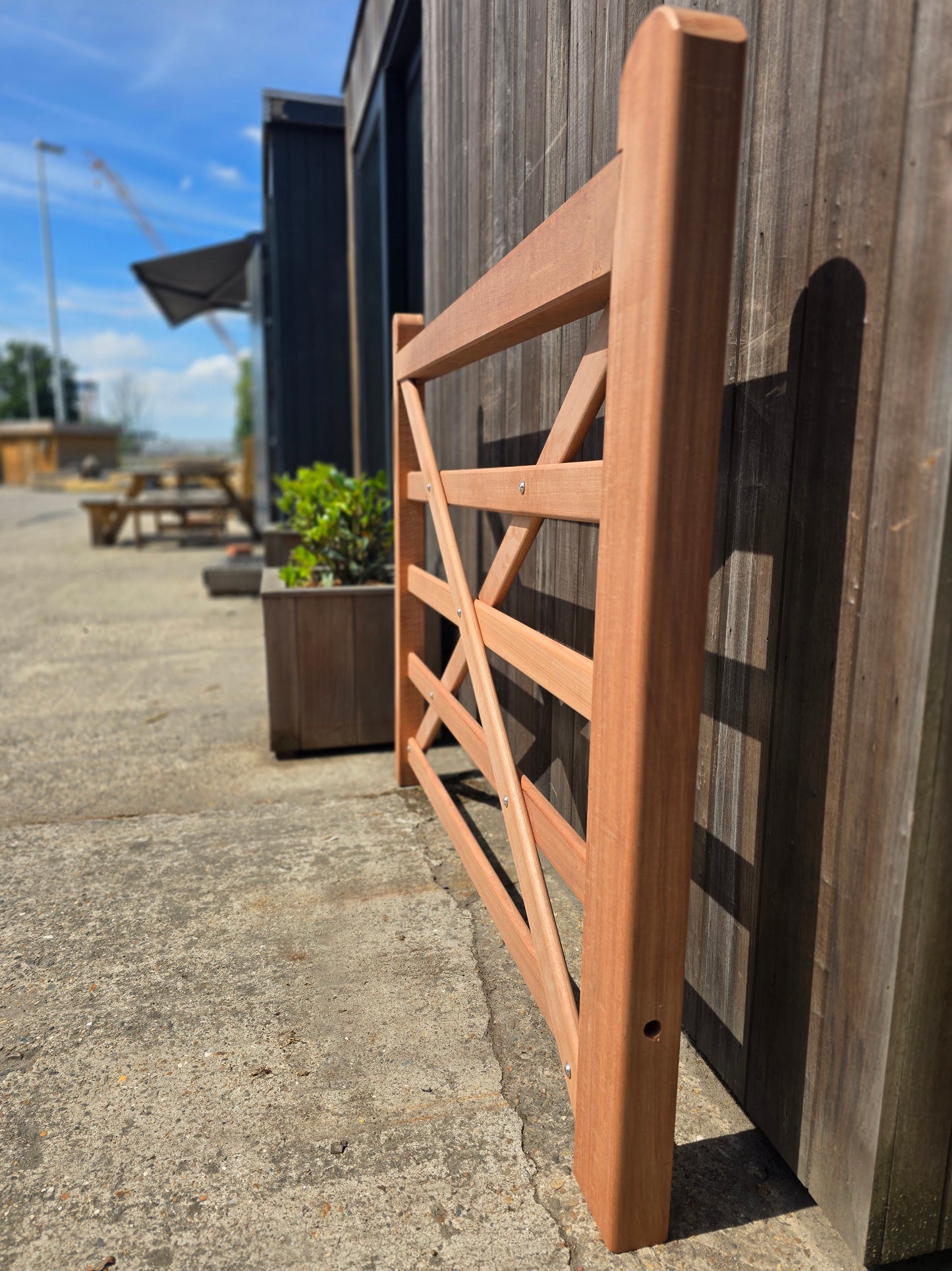 houtstock-weidepoort-poort-tuin-hardhout