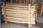 robinia-rondhouten-palen-geschorst-en-gepunt-hardhout-houtstock-meise