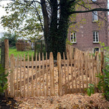 kastanje-poort-hubo-dubbele-kastanjepoort-kastanje-afsluiting-hekwerk-houtstock-goedkoop-weidepoorten-paardenomheining-houthandel-houten-palen